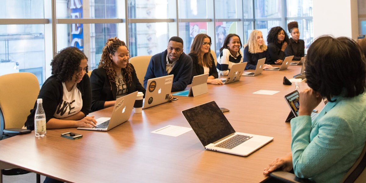 Secondment vs. Recruitment: Which Option Suits Your Organization?